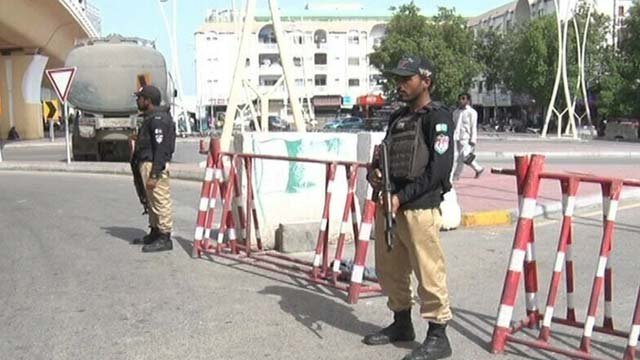 Karachi police PTI protest