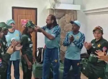 Security Guard daughter cricket debut