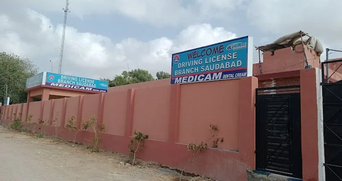 traffic police fired Karachi