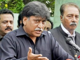 آفاق احمد