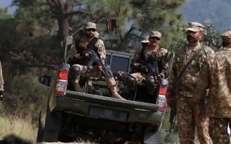 Eight khwarij killed